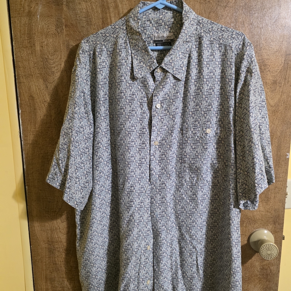 Firethorn Men's Gray Casual Button Down Shirt